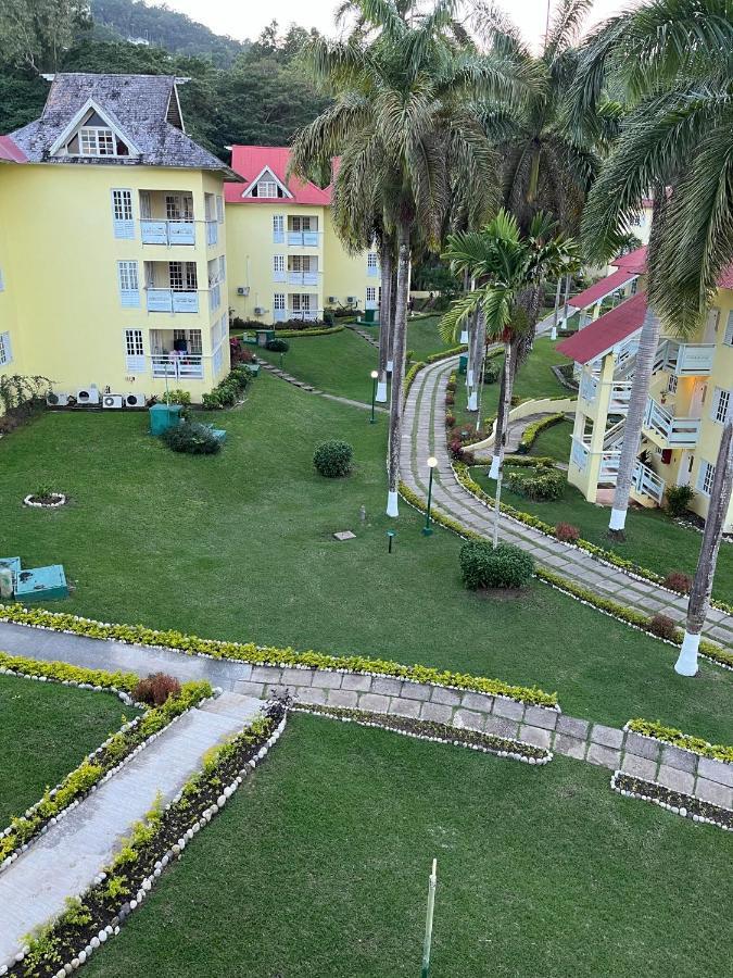 The View At Mystic Ridge Penthouse 78A Apartment Ocho Rios Luaran gambar