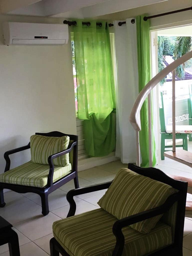 The View At Mystic Ridge Penthouse 78A Apartment Ocho Rios Bilik gambar